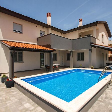 Wohnung Mit Grill, Pool Und Terrasse Štinjan Εξωτερικό φωτογραφία